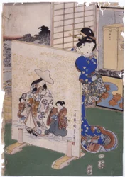 Frau steht hinter Tsuitate mit Malerei S. "Kunisada"
