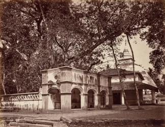 Buddhistischer Tempel, Kalani