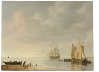 Küstenlandschaft mit Schiffen auf ruhigem Wasser
