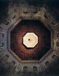 Decke der Madrasa von Granada, Spanien, erbaut 1349