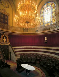 Innenansicht des Amphitheaters der Königlichen Akademie der Medizin, ehemaliges Chirurgiekollegium gegründet 1699, Barcelona, Spanien (Foto)