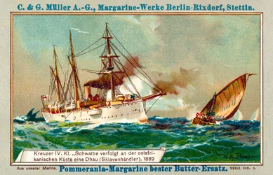 Deutscher Kreuzer Schwalbe verfolgt eine Sklavendhau vor der ostafrikanischen Küste