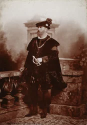Spencer Compton Cavendish, 8. Herzog von Devonshire, als Kaiser Karl V., Der Diamant-Jubiläumsball der Herzogin von Devonshire im Devonshire House