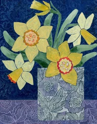 Frühlingsnarzissen in Vase