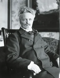 August Strindberg in seinem Haus in Stockholm