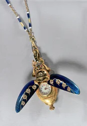 Skarabäusförmige Savonnette-Anhängeruhr, La Chaux-de-Fonds, 1890er Jahre