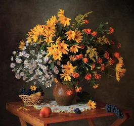 Herbstliches Blumenstillleben