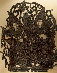 Szene aus dem Nang Yai Schattenspieltheater, das Dasakantha und seine Frauen darstellt, geschnitztes Lederpanel, Thailand, thailändische Zivilisation