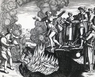 Frau wirft sich auf den Scheiterhaufen ihres Mannes, von Theodor de Bry (1528-1598), Stich