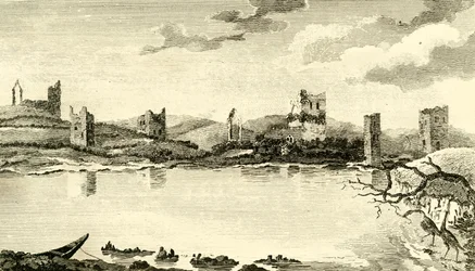 Nördliche Ansicht der Ruinen von Clomines, Co. Wexford