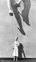 Hände des Puppenspielers, 1929