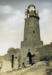 Minarett von al-Mashhad al-Bahari, nahe Assuan, Ägypten, Fotografie von Ugo Monneret de Villard