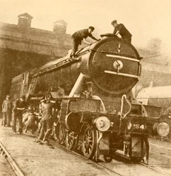 Eine Wäsche und Bürste für den Flying Scotsman, um 1930