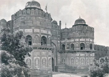 Agra. Das Delhi-Tor der Festung, ca. 1910