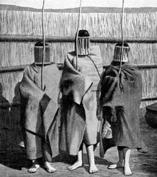 Basuto-Mädchenbräute während einer Initiationsperiode in die erwachsene Stammesgesellschaft, Lesotho, 1922