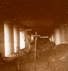 Bajonettgraben, Verdun, Nordfrankreich, ca. 1916-1918