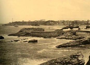 Biarritz - La Digue de la Cafetiere, ca. 1930
