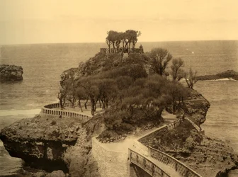 Biarritz - Le Rocher du Basta, ca. 1930