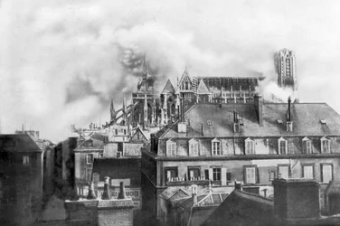 Kathedrale von Reims in Brand durch deutschen Beschuss, Frankreich, 1914
