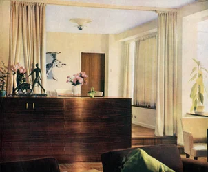 Essnische im Wohnzimmer im Sun House, Hampstead, London, 1937