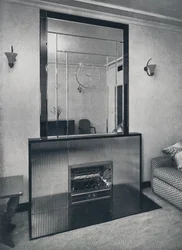 Elektrischer Kamin und Übermantel von James Clark & Son Ltd., 1940