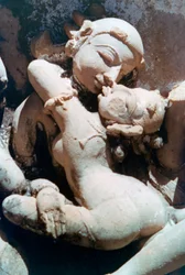 Erotische Skulptur, Khajuraho, Indien, ca. 950-1050, 20. Jahrhundert