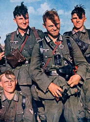 Deutsche Grenadiere, 1943