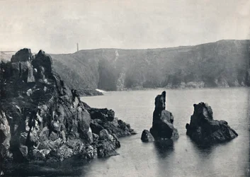 Guernsey - Moulin Huet Bay, mit den Hund- und Löwenfelsen, 1895
