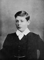 1888 ging Winston S. Churchill nach Harrow, ca. 1888, 1945