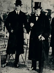 Im Hyde Park mit dem Kronprinzen von Schweden