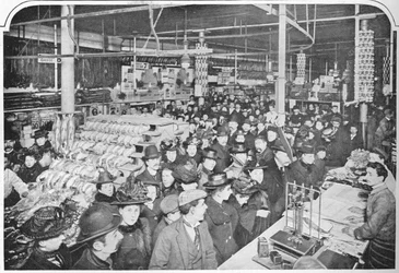In einem großen Vorratslager, Hammersmith, London, 1901-1903