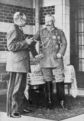 Kaiser Wilhelm II. von Deutschland und Friedrich August III. von Sachsen, Juni 1918