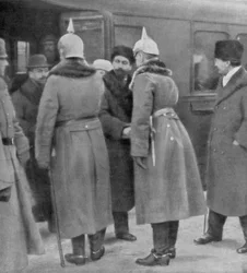 Leon Trotzki bei den Friedensverhandlungen mit den Deutschen, Brest-Litowsk, 7. Januar 1918