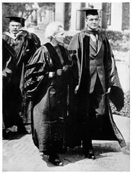 Marie Curie, polnisch-französische Physikerin, 1921