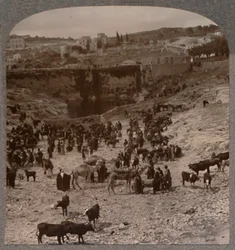 Markttag am Teich von Gihon, ca. 1900