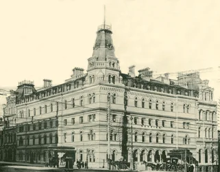 Menzies Hotel, Melbourne