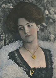 Miss Olive May, 1886-1947, um 1930