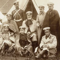 Nikolai Nikolaevich, Prinz Odoevsky-Maslov in der Mitte mit den Offizieren der Leibgarde Kavallerie