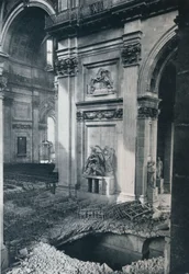 Nordquerhaus der St. Pauls Kathedrale nach dem Bombenangriff, 1941