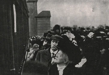 Offizielle Bekanntmachung des Todes von König Edward VII. vor dem Buckingham Palace, Mai 1910