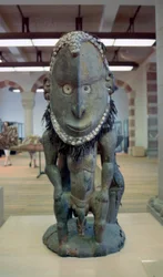 Polynesische Götterstatue