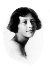 Porträt von Simone Weil (s/w Foto)