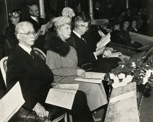 Königin Mary beim Dankeskonzert für den Sieg, Royal Albert Hall, 1945, 1951
