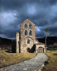 Romanische Kirche, San Salvador de Cantamuda
