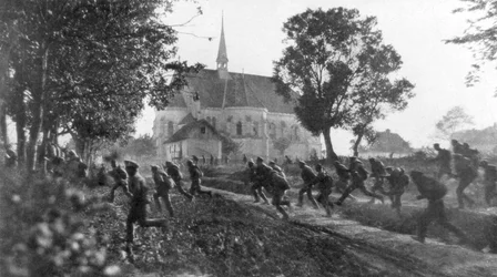 Russische Truppen ziehen sich in Unordnung zurück, Ternopil, Ukraine, Erster Weltkrieg, 1. Juli 1917