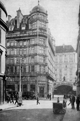 Savoy Hotel und Theater gegenüber der Strand von der Norfolk Street, London, um 1930er Jahre
