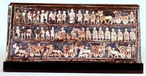 Standarte von Ur, die Kriegsseite, aus dem königlichen Friedhof von Ur, sumerisch, ca. 2500 v. Chr.