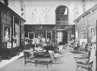 Sutton Place, Surrey - Der Lord Northcliffe, 1910