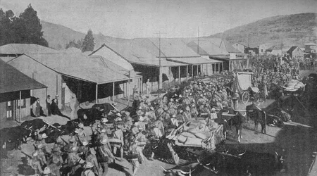 Die britische Armee marschiert durch die Straßen von Pretoria, 1902