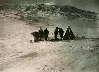 Das Lager 7000 Fuß hoch auf dem Mount Erebus